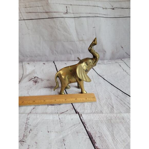 Vtg Brass Elephant Statue Figurine Trunk's Up - Picture 8 of 8